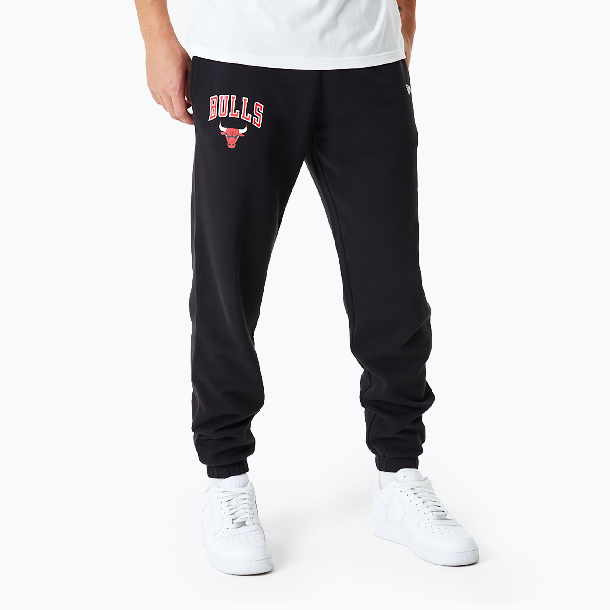 Pantaloni New Era NBA Essentials Jogger Chicago Bulls da uomo, nero (S) (NBA Essentials Jogger Chicago Bulls 60416730)
