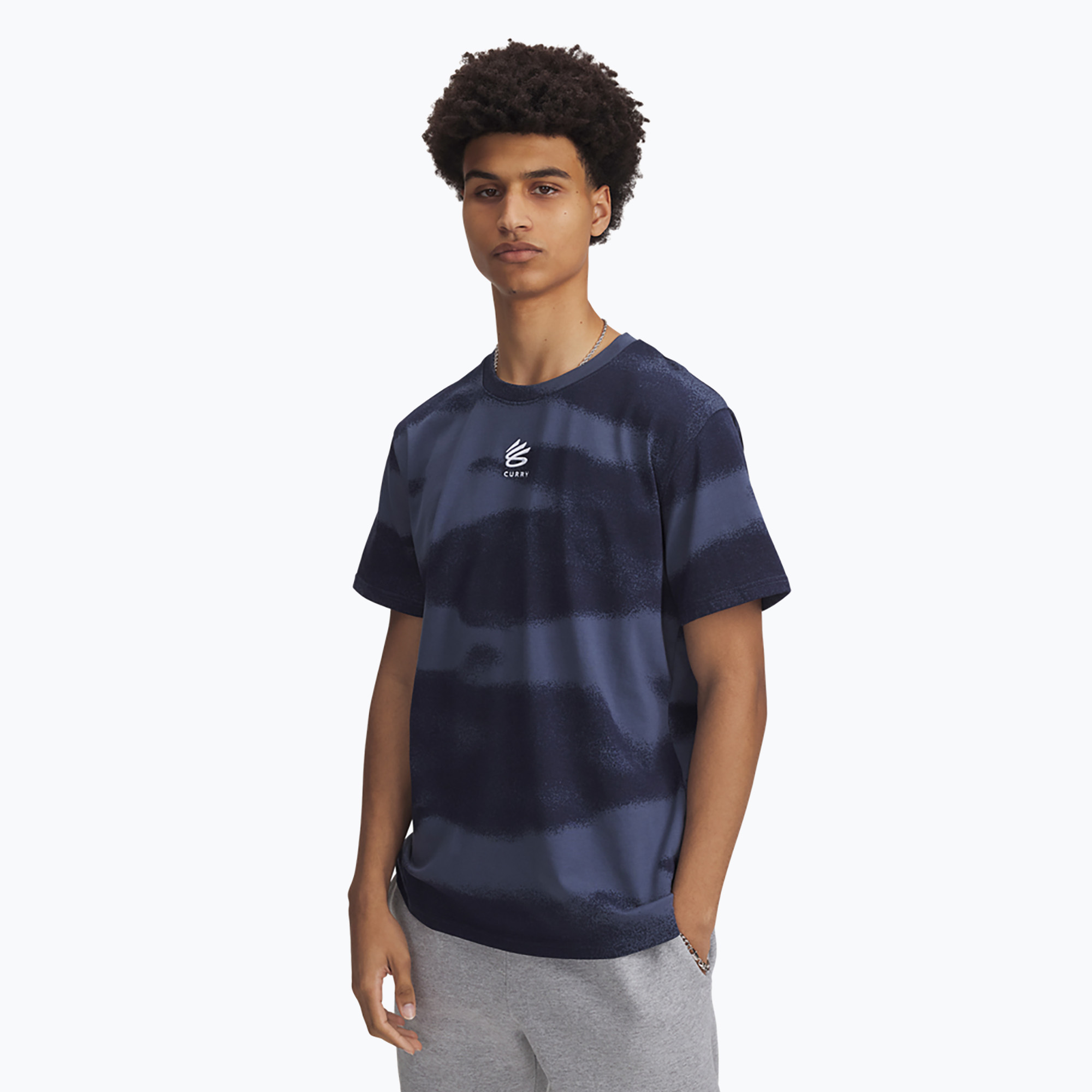 Maglietta Under Armour Curry Hvyweight Logo downpour uomo grigio/bianco (XXL) (Curry Hvyweight Logo SS 1387107-044)