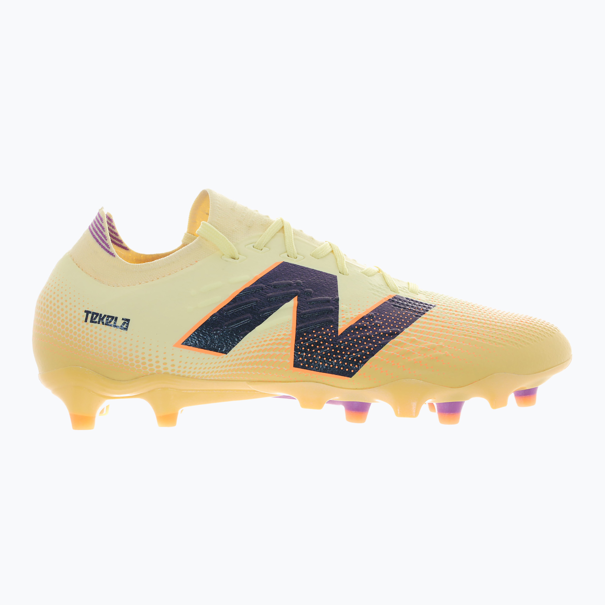 Scarpe da calcio New Balance uomo Tekela Pro Low Laced V4+ FG beige (44.5 EU) (Tekela Pro Low Laced V4+ FG ST1FLJ45.D.080)